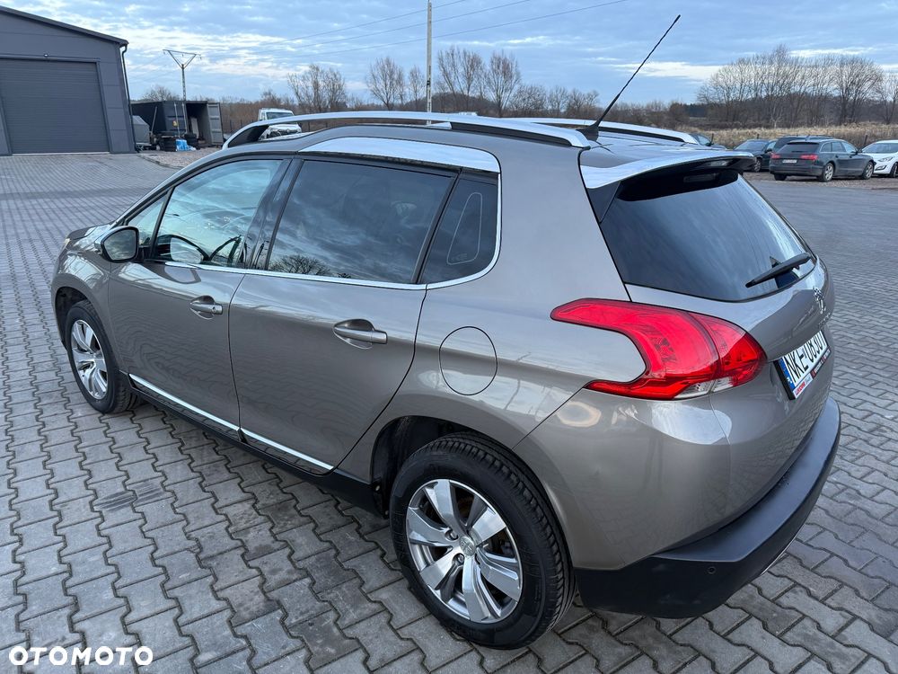 Peugeot 2008 120 VTI Allure - 6