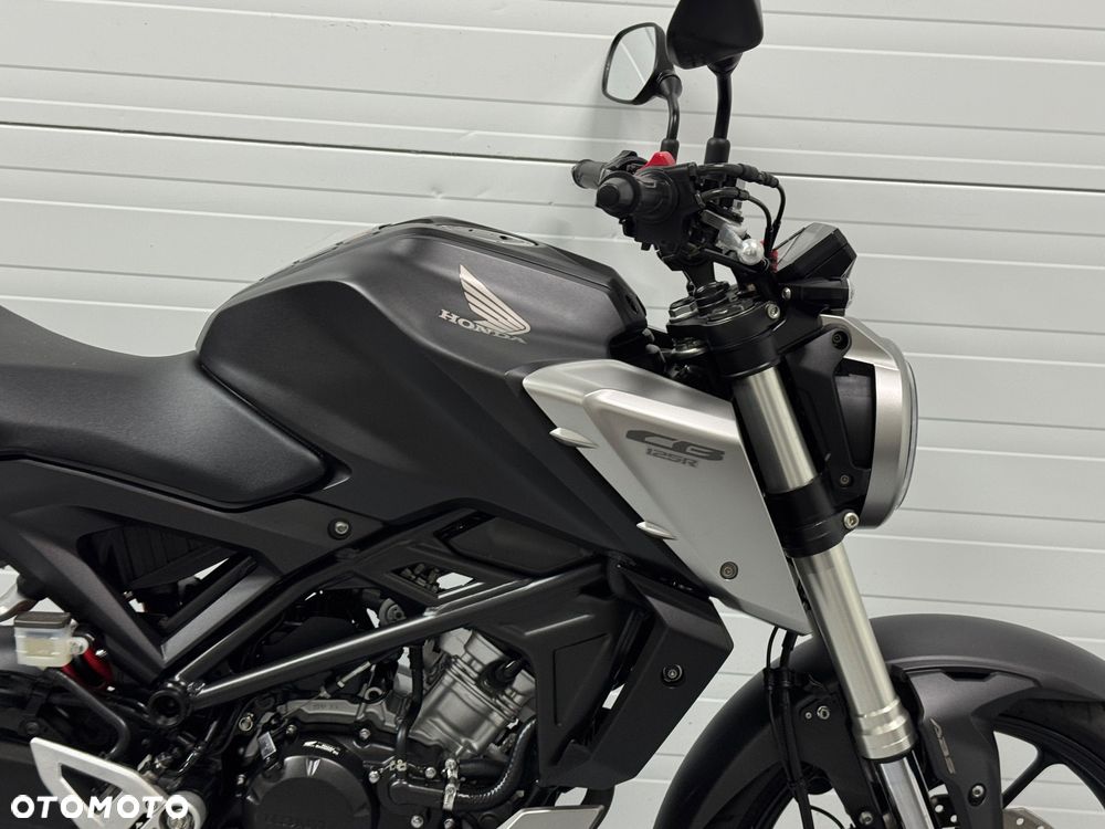 Honda CB - 10