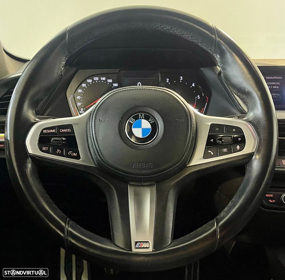 BMW 116 d Pack Desportivo M - 16