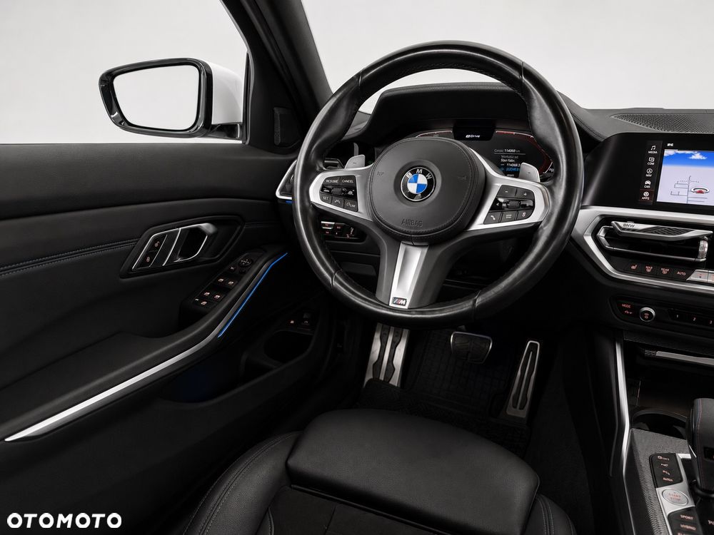 BMW Seria 3 330e xDrive M Sport sport - 15
