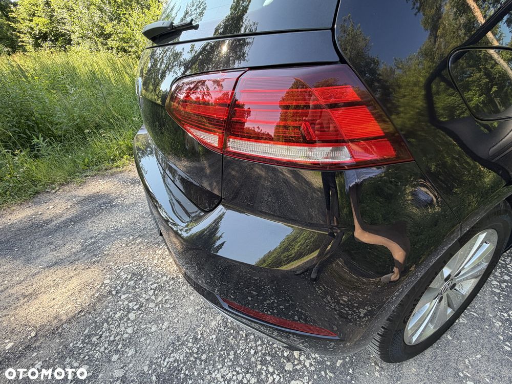 Volkswagen Golf 1.4 TSI BMT Comfortline - 12