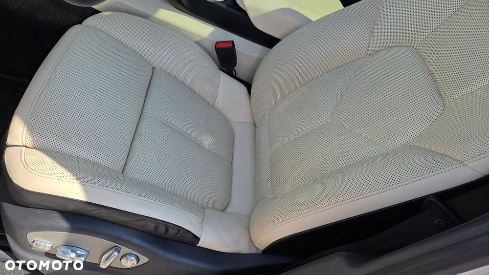 Porsche Cayenne S - 14