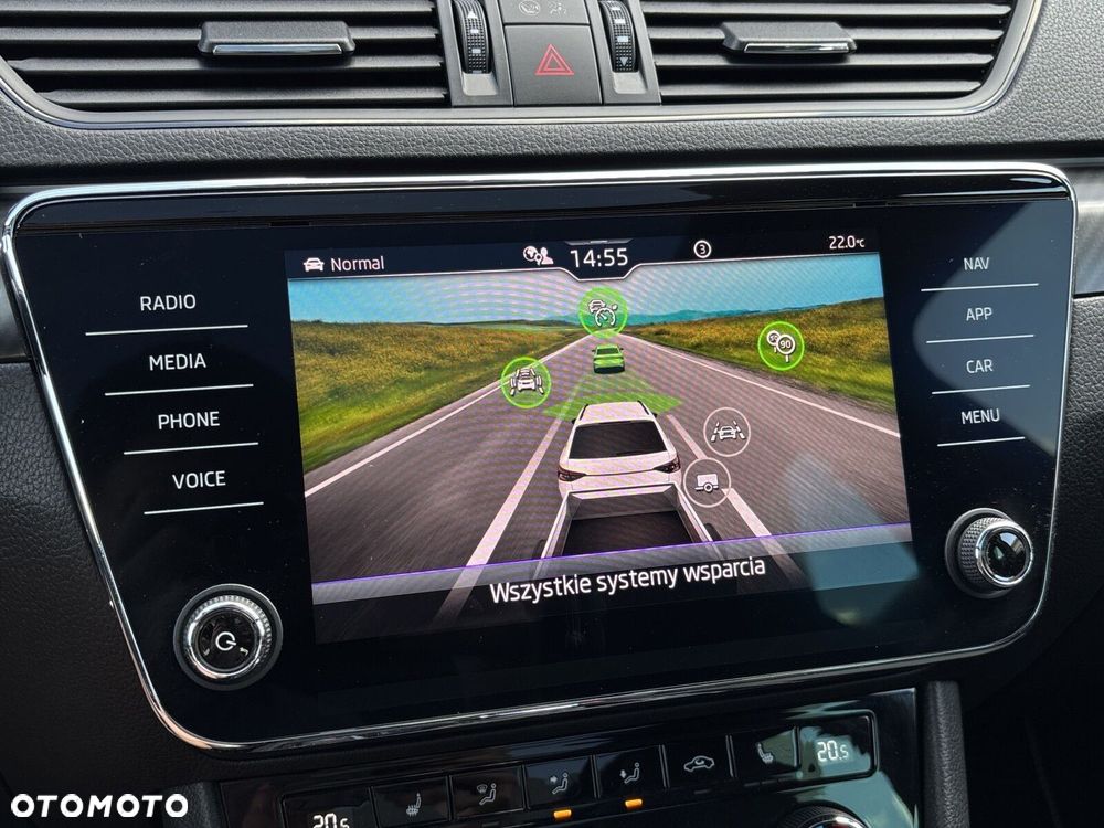 Skoda Superb 2.0 TDI SCR Sportline DSG - 26
