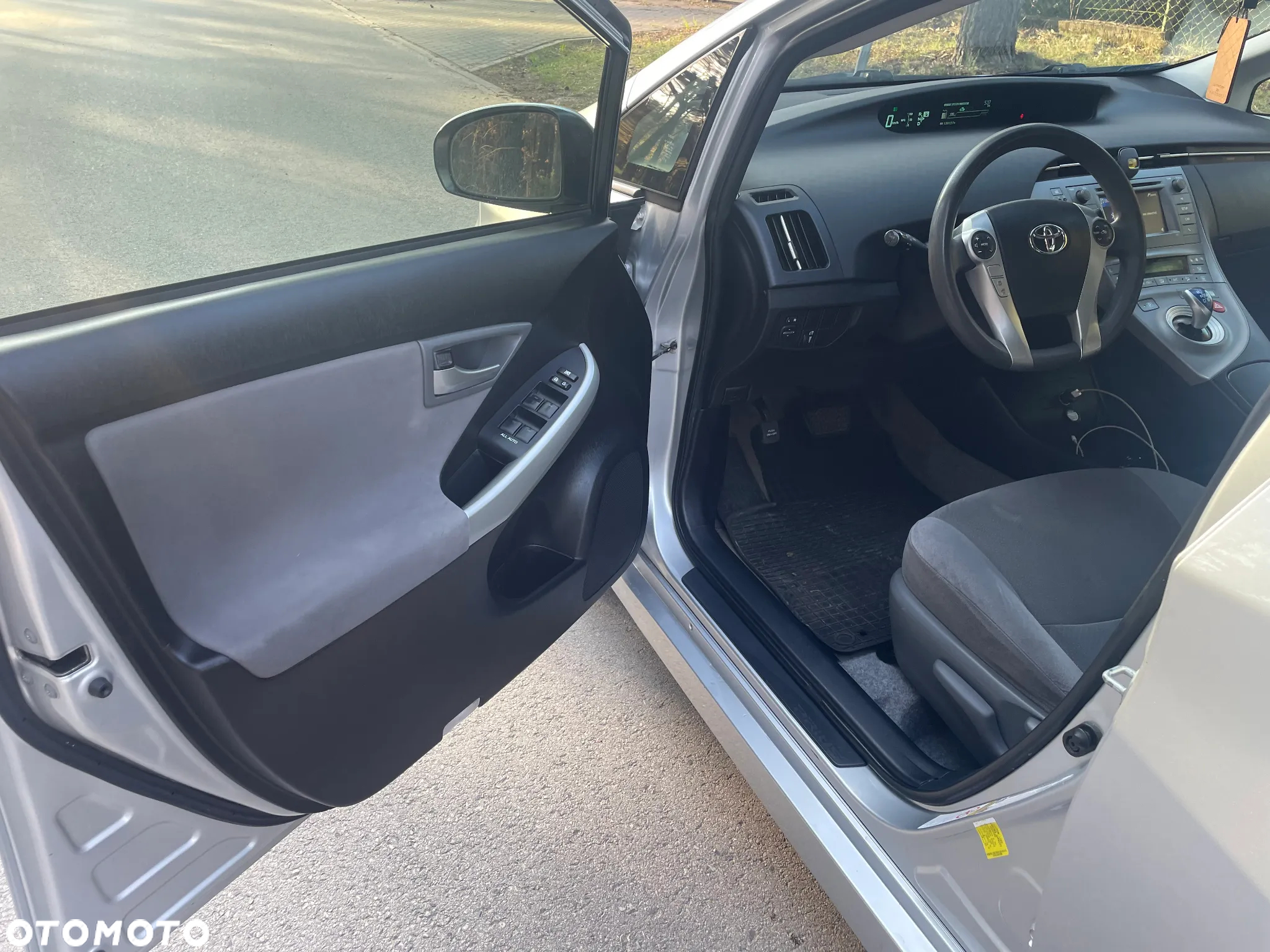 Toyota Prius - 14