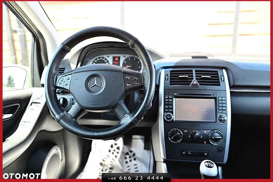 Mercedes-Benz Klasa B 160 BlueEFFICIENCY SPORT EDITION - 19