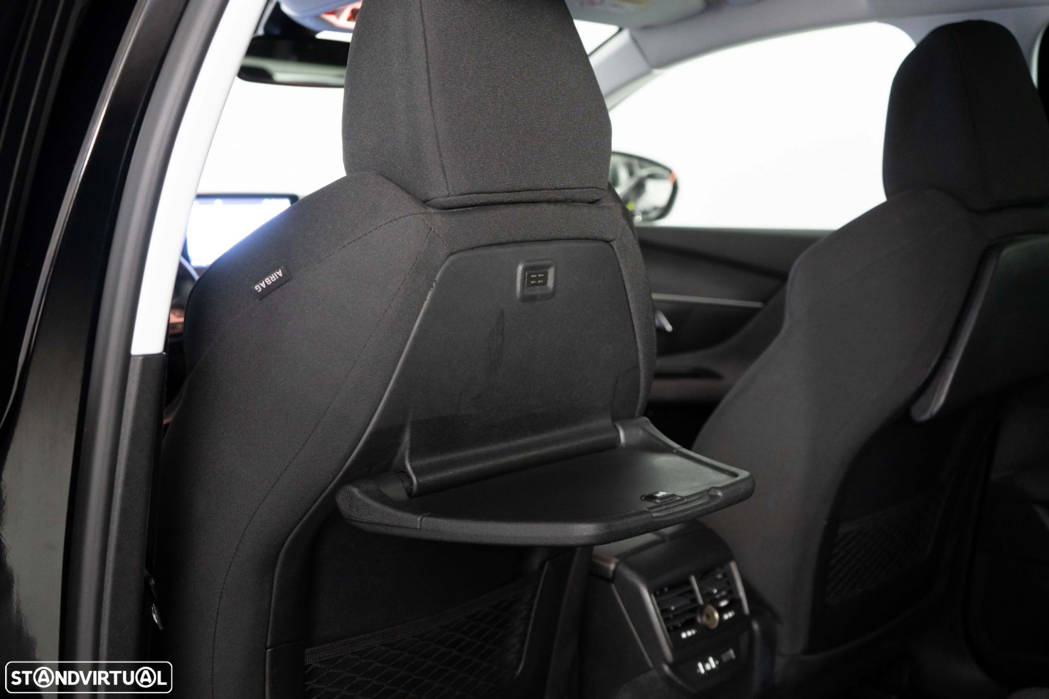Peugeot 5008 1.2 PureTech Allure EAT6 - 9