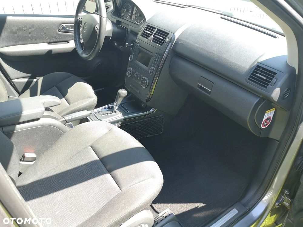 Mercedes-Benz Klasa A 160 Autotronic Elegance - 22