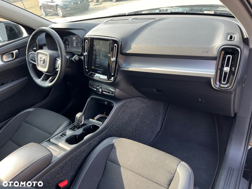 Volvo XC 40 D3 Momentum Pro - 16