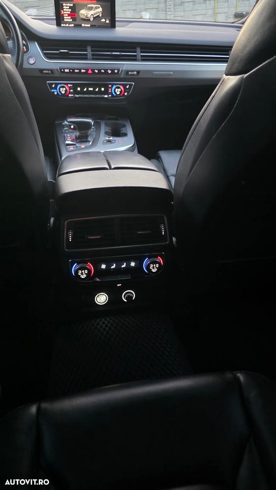 Audi SQ7 4.0 TDI quattro Tiptronic - 37