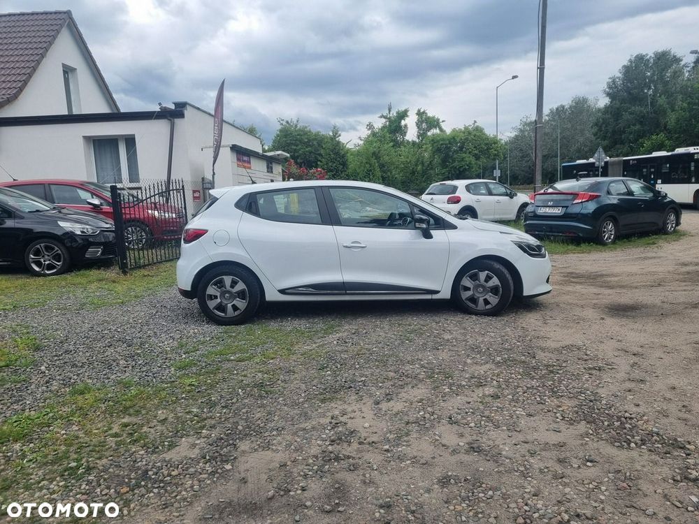 Renault Clio - 6