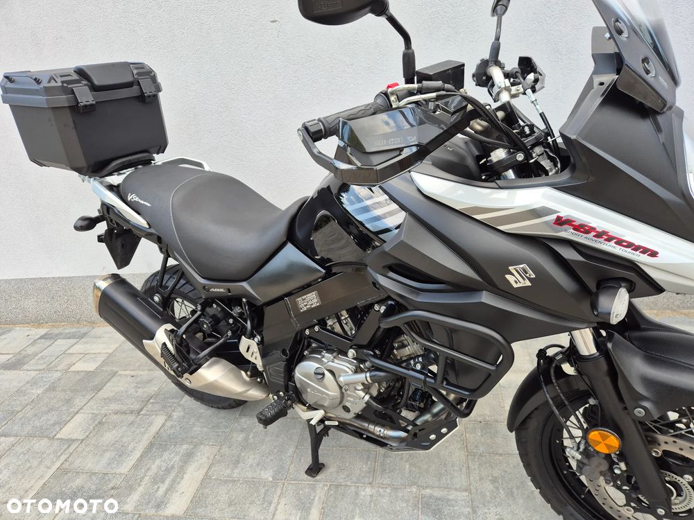 Suzuki V-STROM - 18