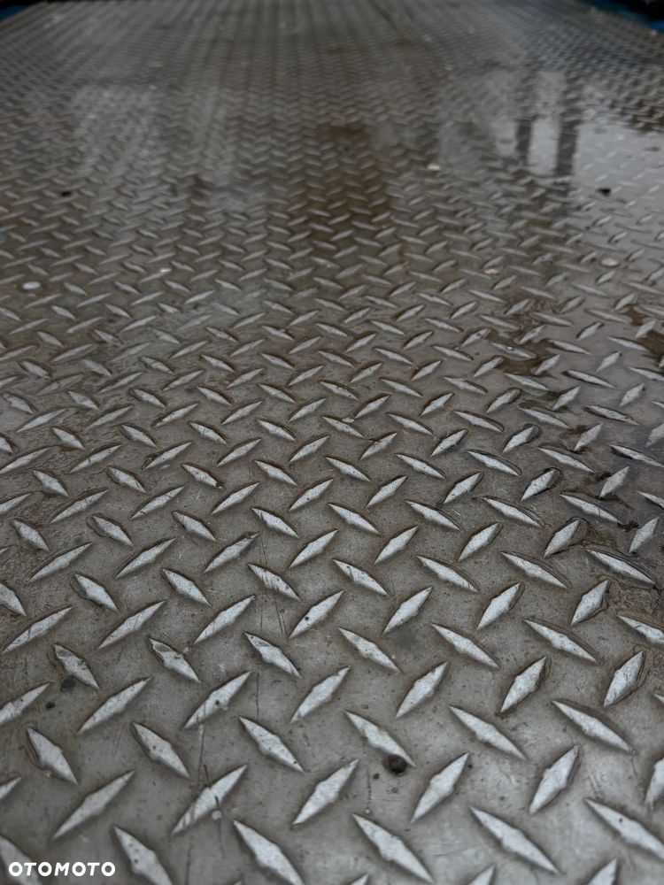 Genie Zwyżka Terenowa GS-4069RT Podnośnik Nożycowy Dźwig 14,5 metra jak Nowa z salonu! 1300 mtg. 2016 rok, Fabryczna przetwornica! 2x Gniazdo 230v góra dół. Pochodzi z Norweskiego urzędu Komuny. Zadbana! 4x4 Silnik Kubota. Zero Luzów i wycieków. Aktualne Serwisy DEKRA BMWT. Wysuwany Balkon. Sterowana z dołu i góry. Okazja Tanio !! Dokumentacja! Bez DPF, adBLUE - 26