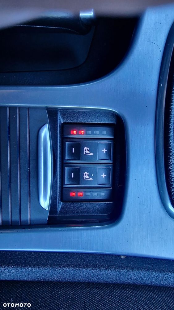 Ford Mondeo 2.0 TDCi Titanium X - 32