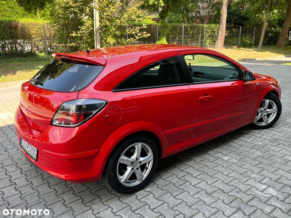 Opel Astra 1.6 Essentia - 12
