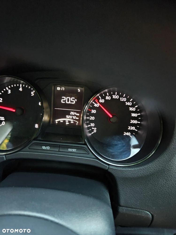 Volkswagen Polo 1.0 (Blue Motion Technology) Trendline - 15