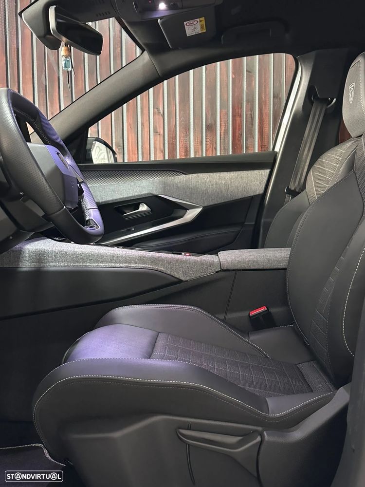 Peugeot 5008 1.2 Hybrid GT e-DCS6 - 13