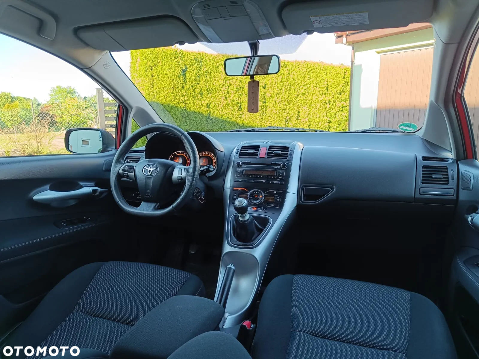 Toyota Auris 1.6 Dynamic - 12