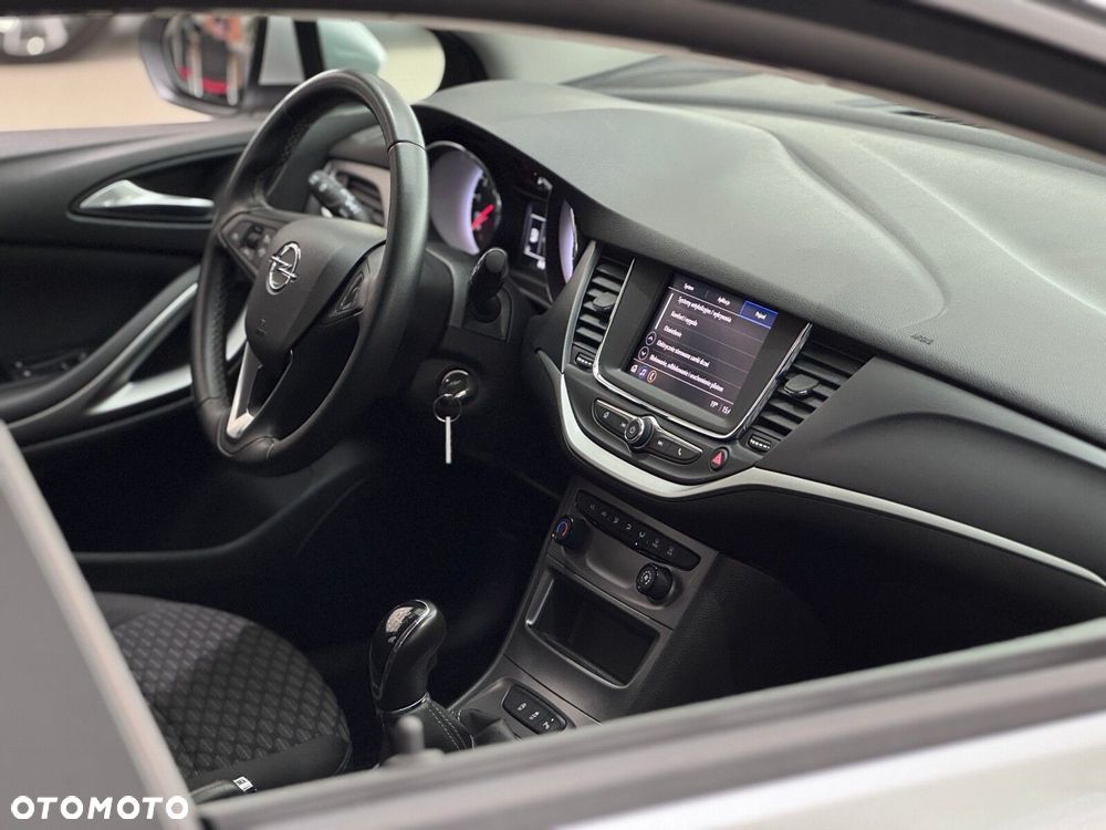 Opel Astra V 1.2 T Edition S&S - 36