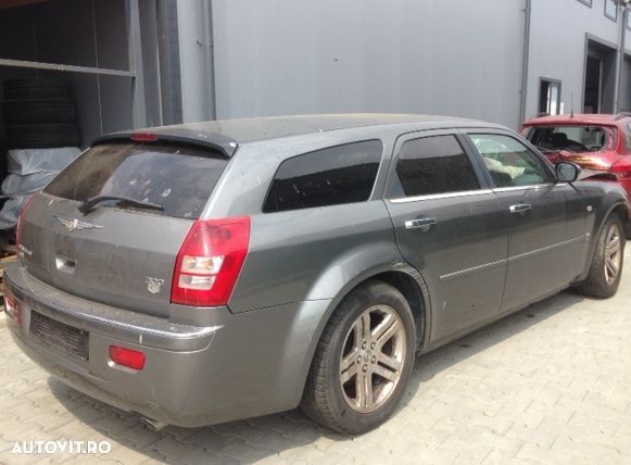 Dezmembram Chrysler 300C, 3.0 D,an fabricatie 2009 - 1