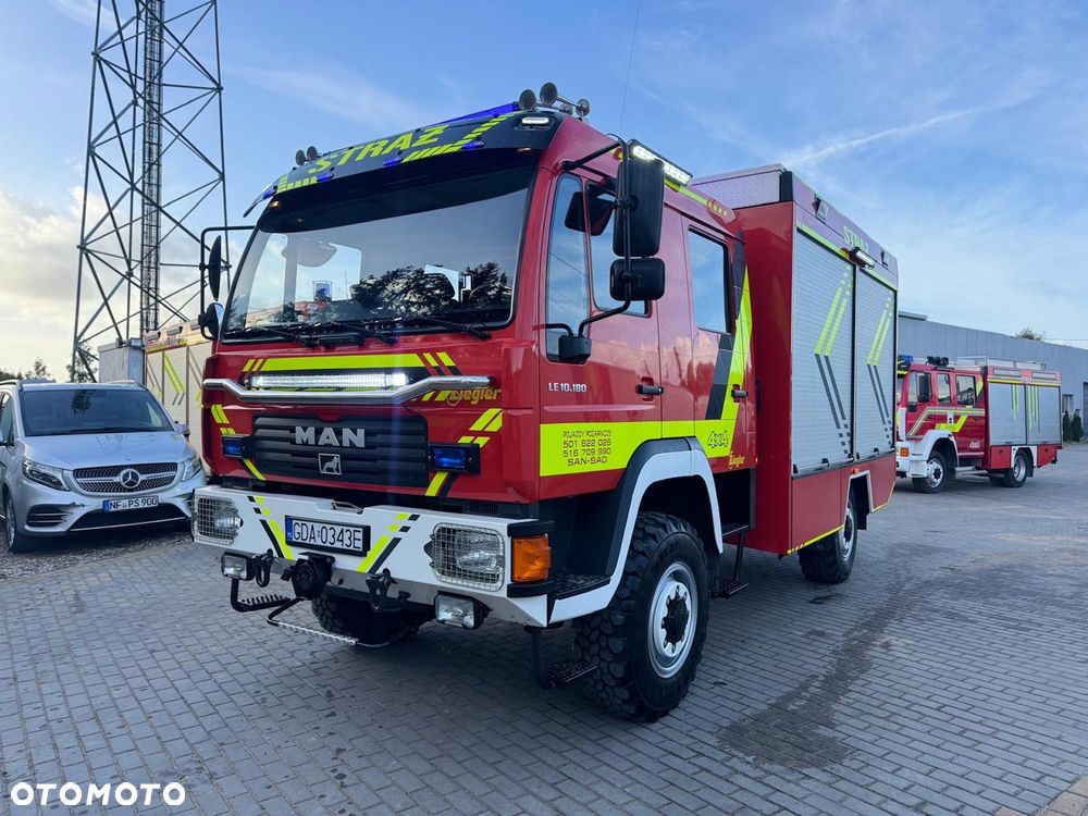 MAN Straż pożarna | Wóz strażacki MAN 4x4 | 3000 litrów wody | CNBOP - 1