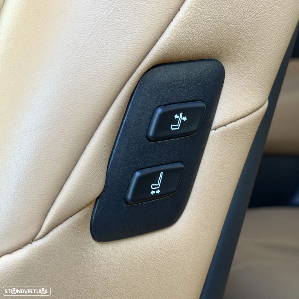 Lexus ES 300h Luxury+ - 21