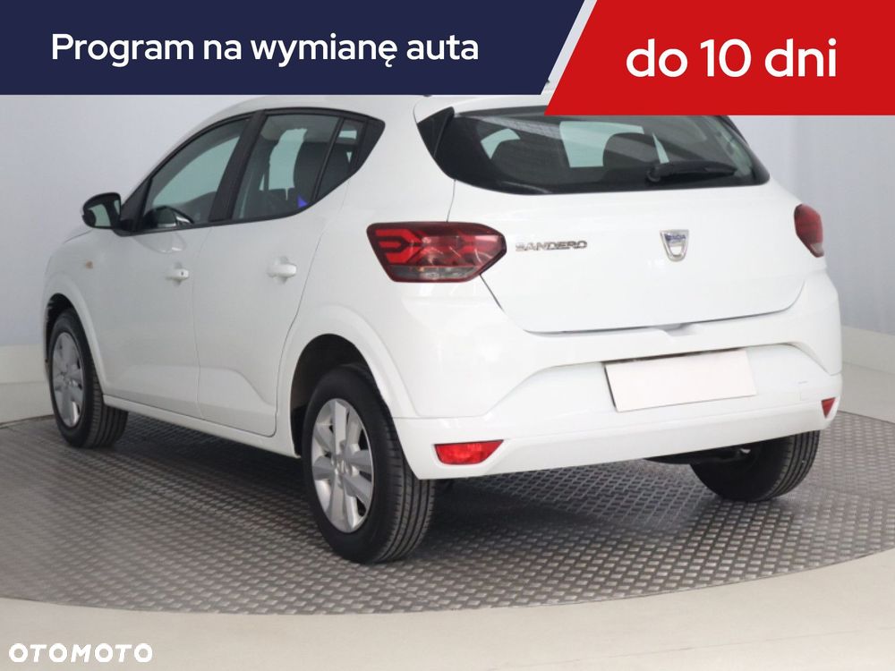 Dacia Sandero - 6