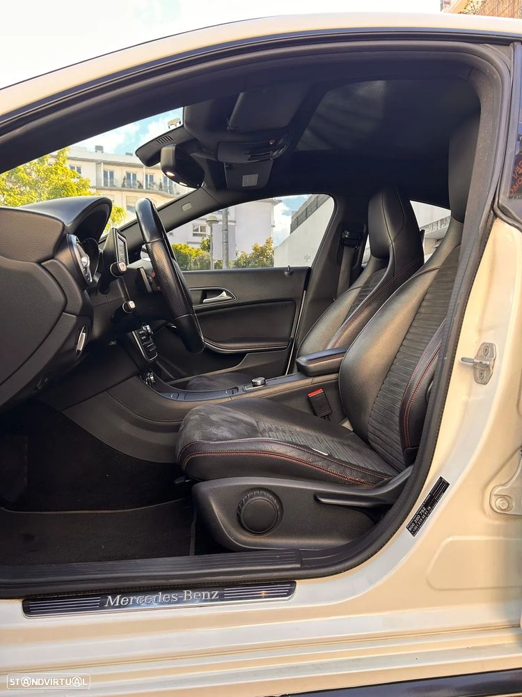Mercedes-Benz CLA 220 - 21