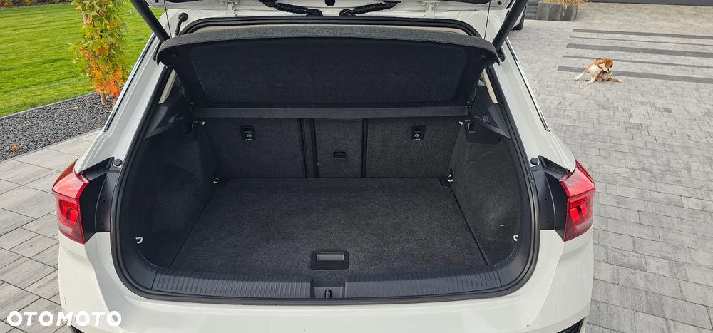 Volkswagen T-Roc - 19