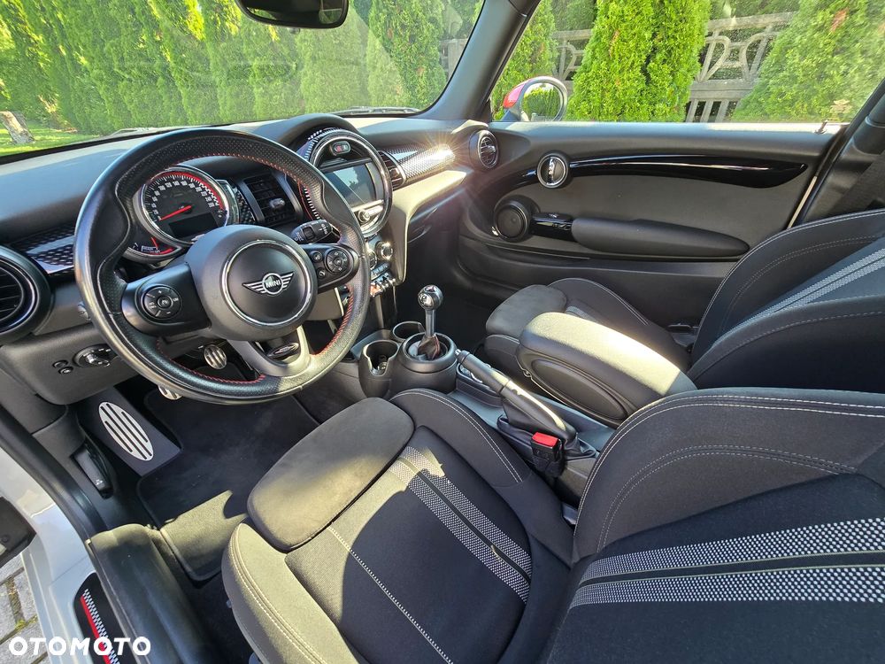 MINI John Cooper Works Essential Trim - 10