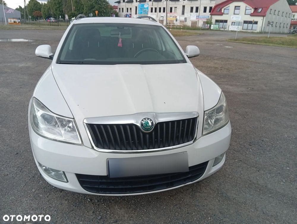 Skoda Octavia 2.0 TDI DPF Ambition DSG - 1