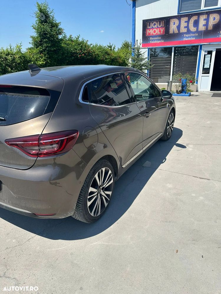Renault Clio - 2