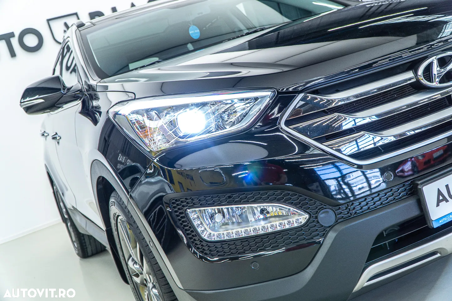 Hyundai Santa Fe 2.2 CRDi 4WD Automatik Premium - 29