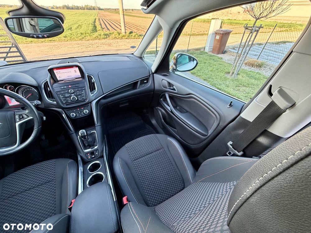 Opel Zafira 1.6 CDTI Cosmo - 9