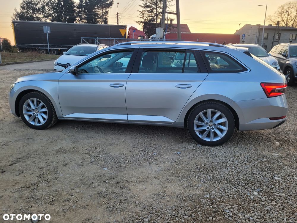 Skoda Superb 2.0 TDI SCR Ambition DSG - 14