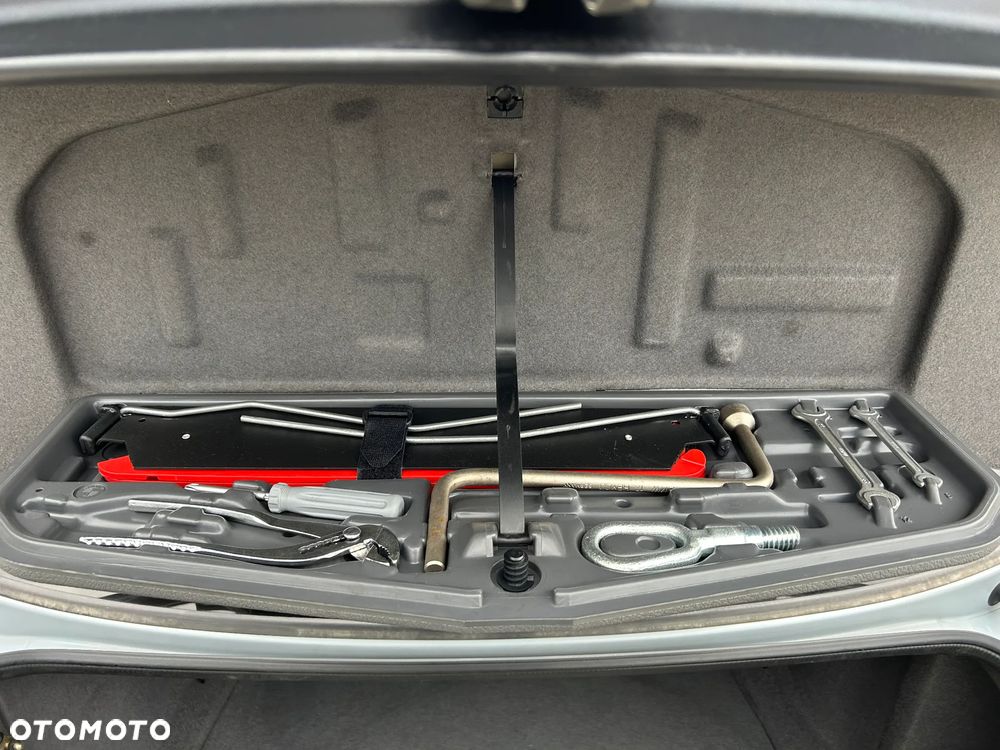 BMW Seria 5 525tds - 34