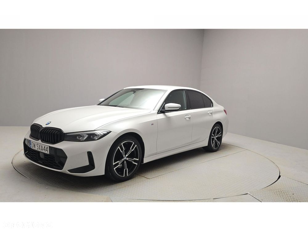 BMW Seria 3 320d xDrive M Sport - 1