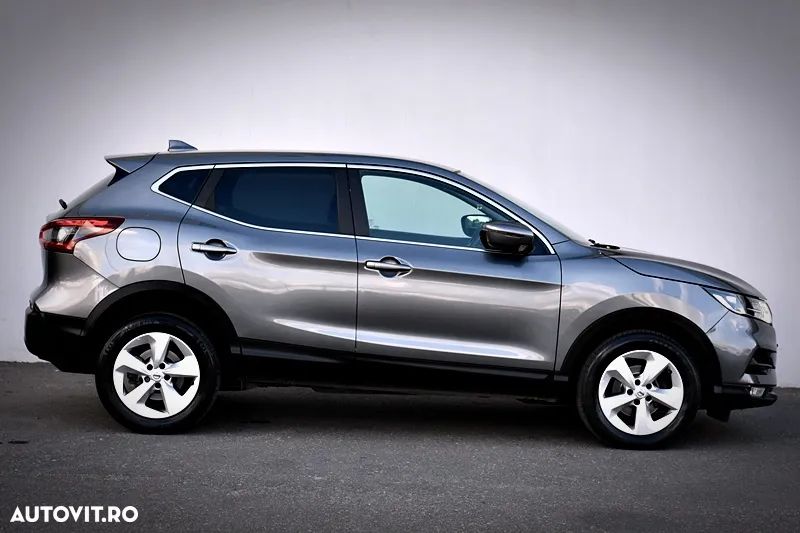 Nissan Qashqai 1.7 dCi Xtronic ALL-MODE 4x4i N-CONNECTA - 9