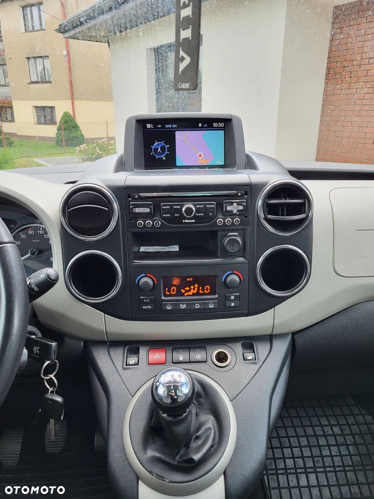 Peugeot Partner 1.6 HDi Outdoor 7os - 15