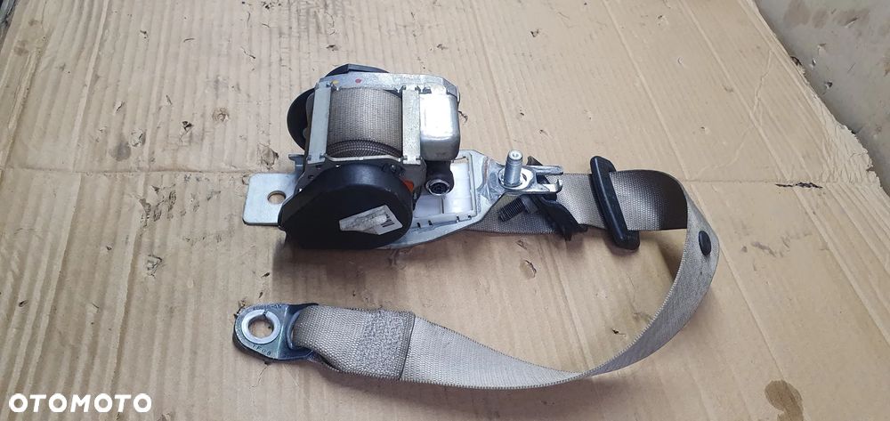 Pas bezpieczeństwa napinacz prawy tył Mercedes GL X166 W166 A16686010858 A1668601085 - 3