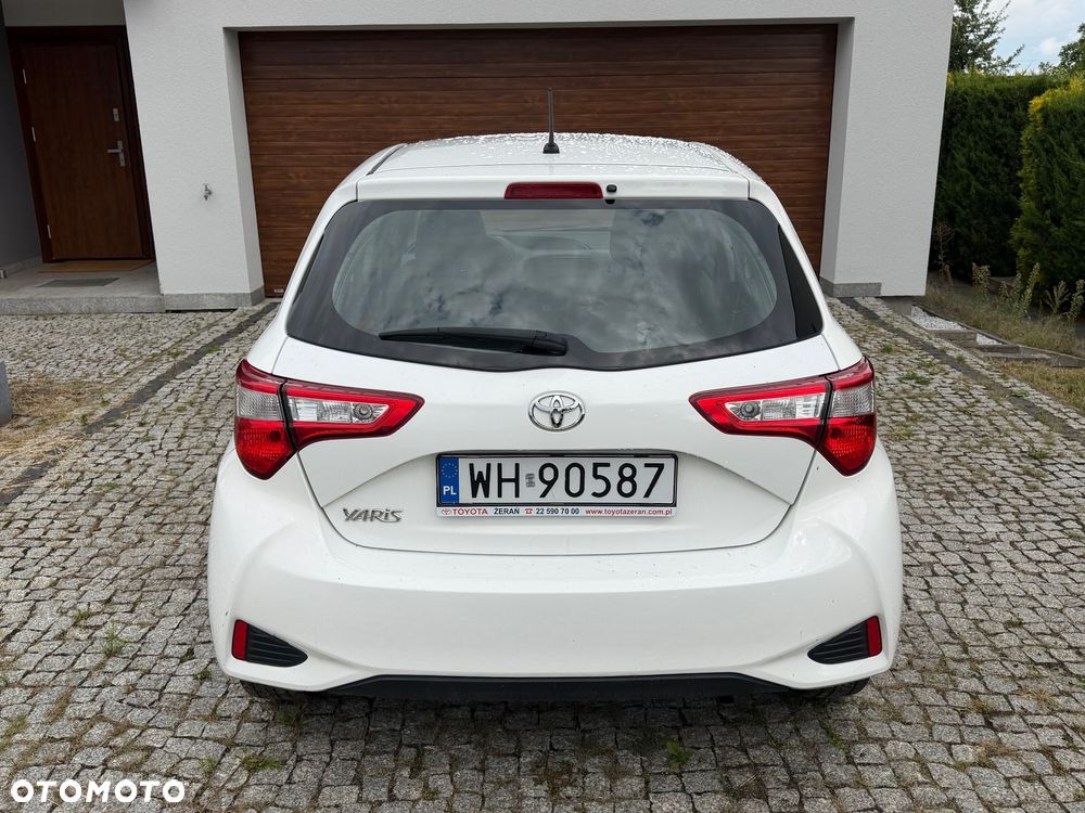 Toyota Yaris 1.0 Active - 10
