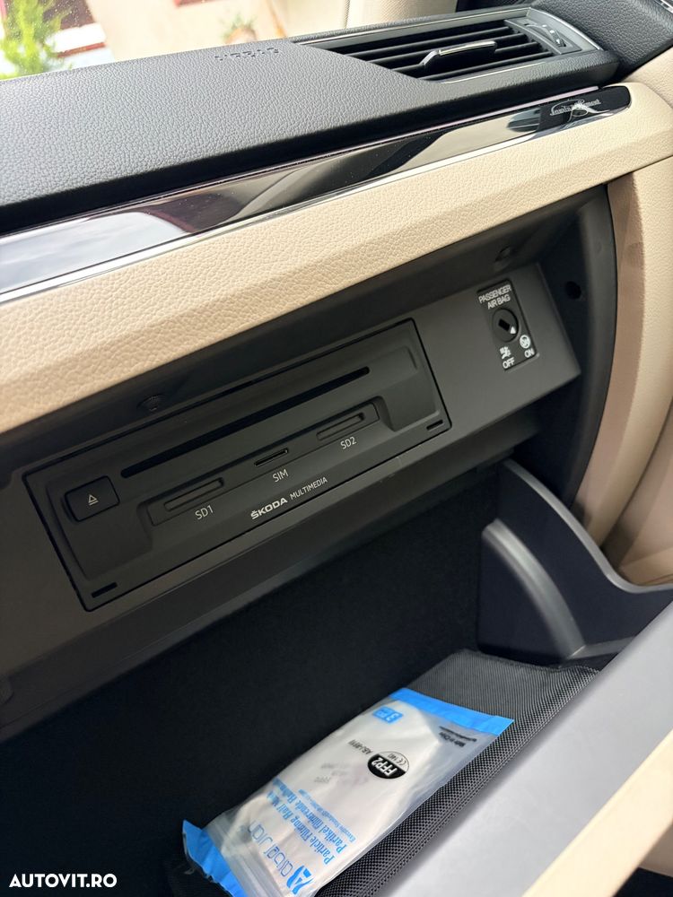 SKODA Superb 2019 — imagine 12