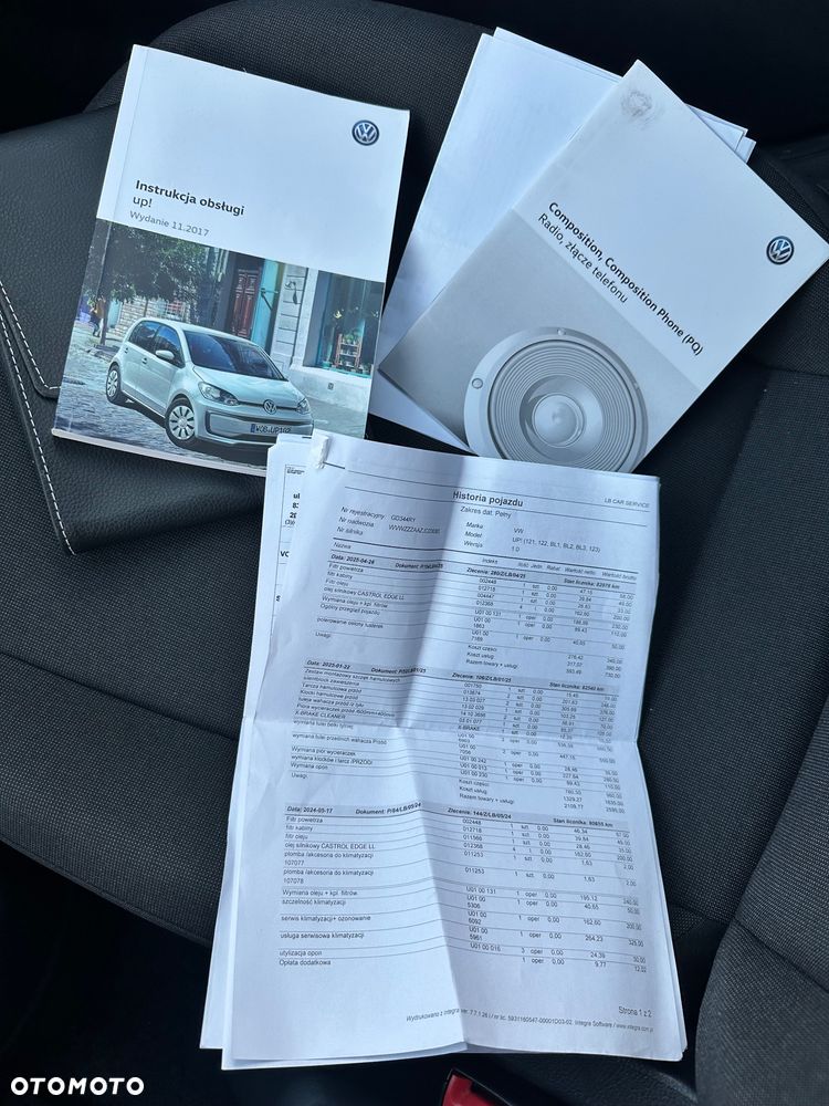 Volkswagen up! 1.0 high - 12