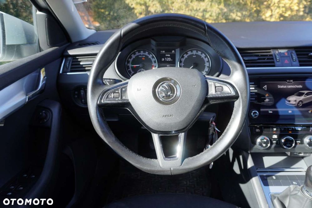 Skoda Octavia - 13