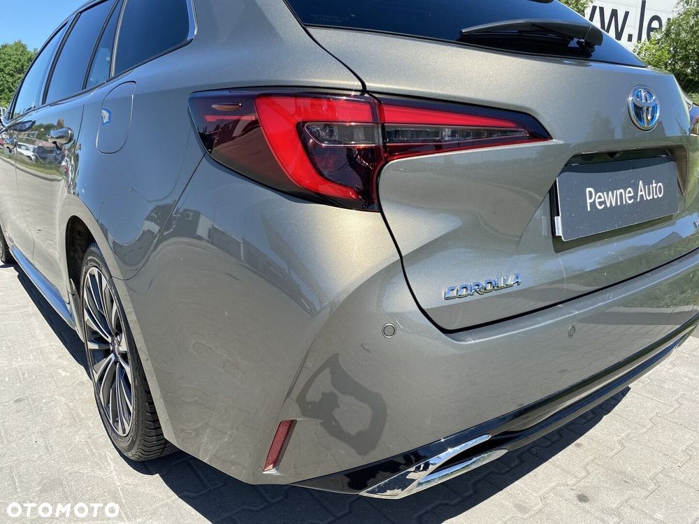 Toyota Corolla 1.8 Hybrid Style - 28
