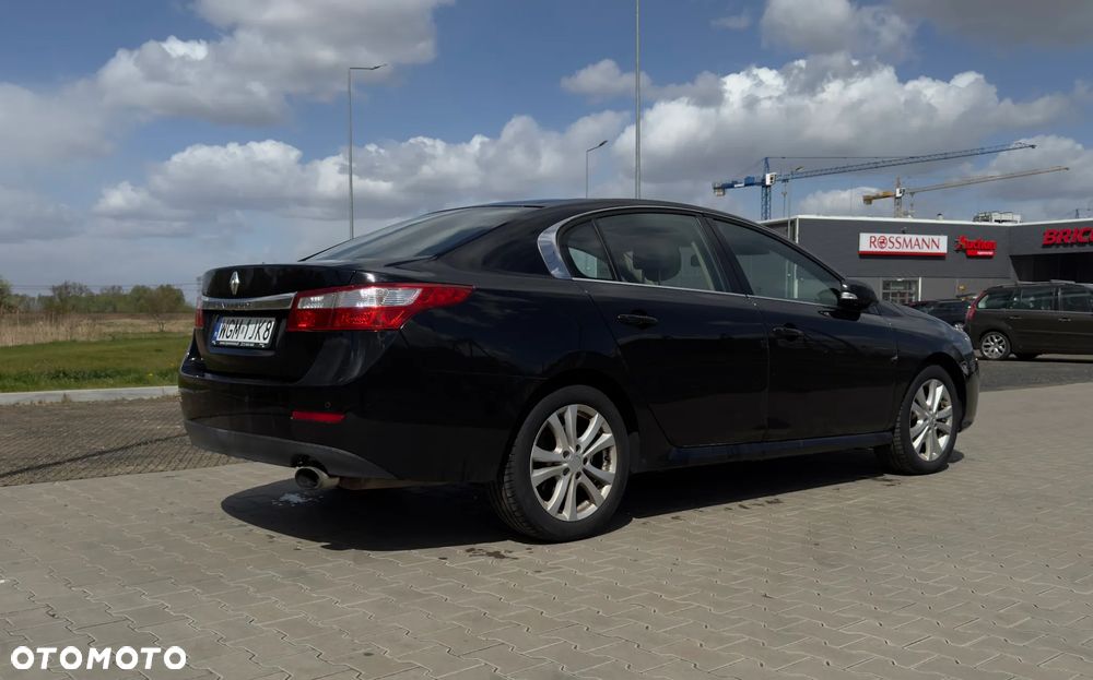 Renault Latitude 2.0 Privilege Etanol - 6