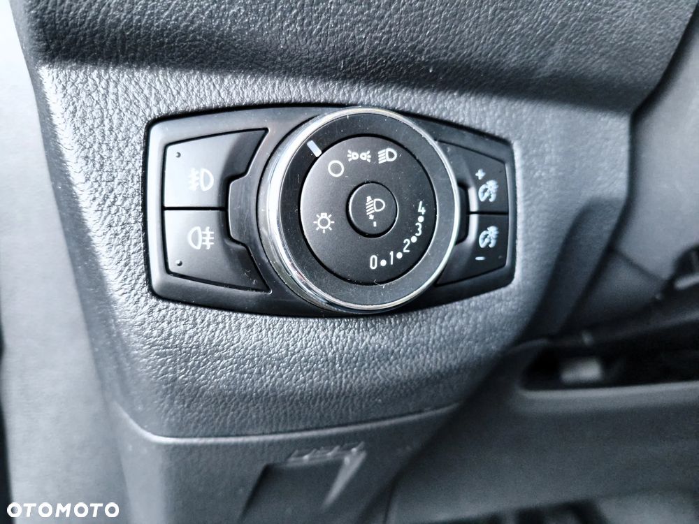 Ford Transit Courier Trend - 19