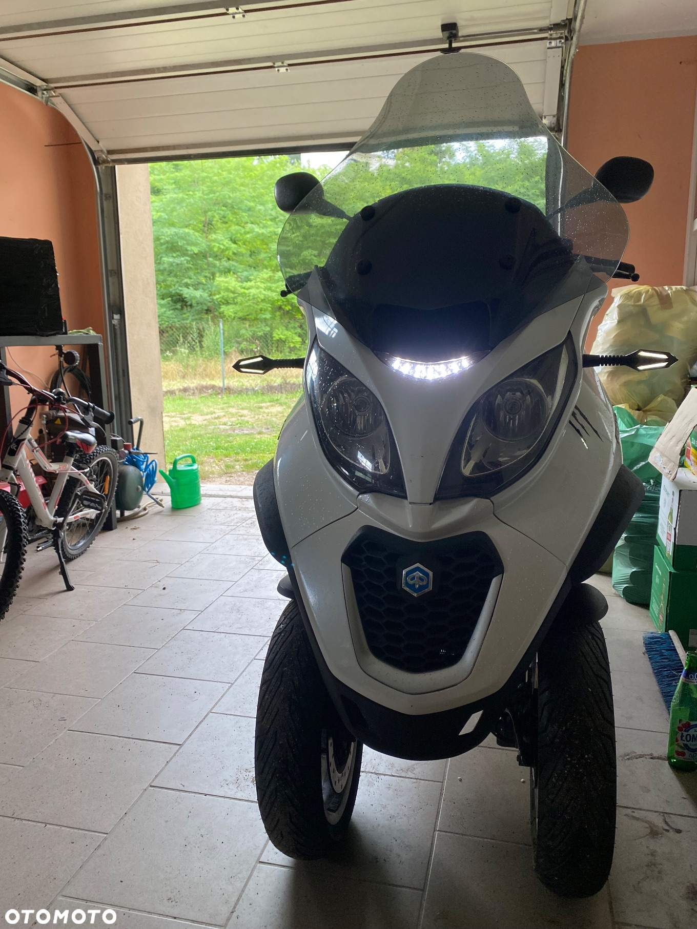 Piaggio MP-3 - 2