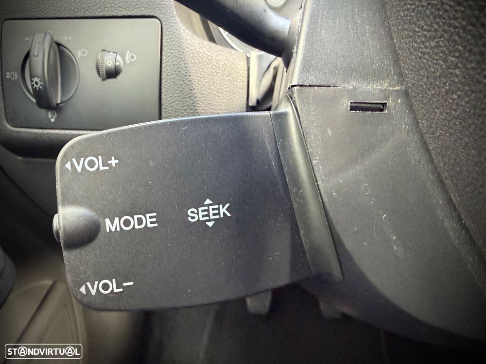 Ford Focus 1.4 16V Sport - 16