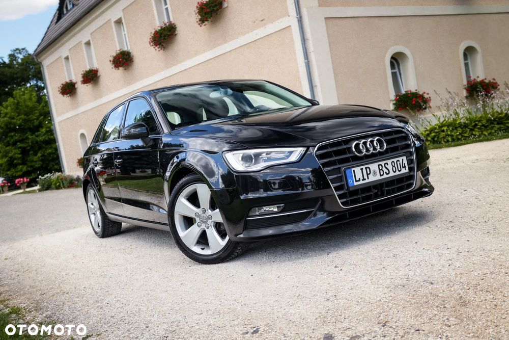 Audi A3 Sportback 2.0 TDI Ambition - 1