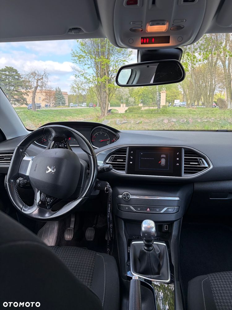 Peugeot 308 BlueHDi 130 Stop & Start Allure - 21